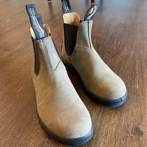 BRAND NEW Blundstone Boot